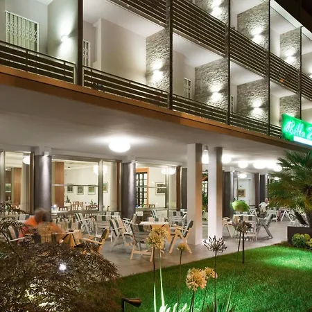 Bella Zurigo 3* 切塞纳蒂科